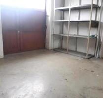Lager, Lagerhalle Lagerraum - 1.150,00 EUR Kaltmiete, ca.  135,00 m² in Dachau (PLZ: 85221)