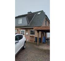 Doppelhaushälfte in Massivbauweise mit großem Potenzial ! - Stelle