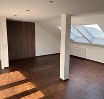 Lichtdurchflutete 80qm Dachgeschosswohnung in Top Wohnlage - Damme