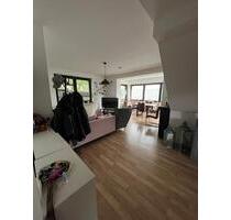 Helle 2 Raum Wohnung DG 74qm - 850,00 EUR Kaltmiete, ca.  74,00 m² in Magdeburg (PLZ: 39118) Lemsdorf
