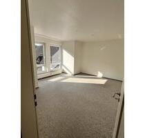 Zentrale 2-Zimmer-Wohnung mit NEUER Einbauküche & Aufzug – 69 m² - Plettenberg