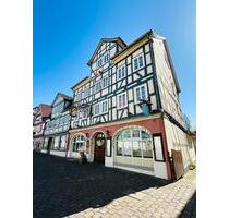 Geschäftshaus mit Restaurant und vier Wohnungen - provisionsfrei - Rotenburg an der Fulda