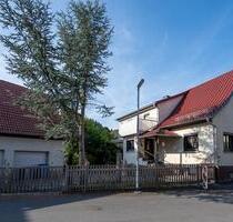 Haus in Mehmels mit Doppelgarage und Garten, ruhige Lage - Wasungen