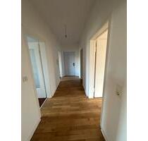 Moderne 3 ZKB Wohnung Balkon in Vellmar renoviert mit Küche