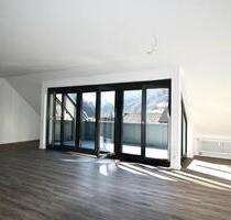 * Zentral mit Dachloggia und Lift * - Todtnau
