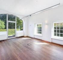 Repräsentative Gewerbefläche auf einem Gutshof bei Eckernförde