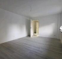 3 Familienhaus mit einer GewerbeEinheit - Stuttgart Neuwirtshaus
