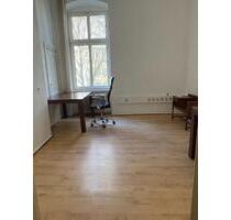 Schönes Bürozimmer am Schlesischen Tor - Altbau mit hohen Decken - Berlin Friedrichshain-Kreuzberg