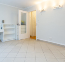 Helle 1-Zimmer-WHG mit Balkon & TG-Stellplatz in Stuttgart-Süd