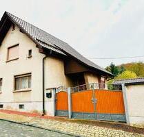 *** Einfamilienhaus mit Garage und Garten zu verkaufen *** - Eisleben (Lutherstadt)