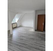 Renovierte großzügige Dachgeschoß Wohnung in Kupferdreh - Essen Stadtbezirk VIII