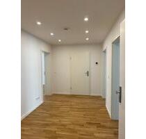 Maxvorstadt - Helle 3-Zimmer-Wohnung mit Südterrasse - München Altstadt-Lehel