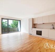 Großzügig geschnittene und top ausgestattete 2 Zimmer Wohnung mit ca. 61m² und Balkon in Berlin-Mitte!