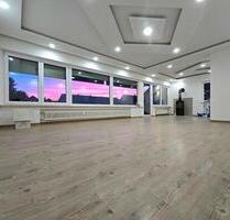 Wohnung in gefragter Lage v. Süßen, Balkon, PKW, 115qm - Eislingen (Fils)