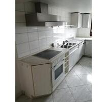 Helle Dachgeschosswohnung in Sachsenhausen-Süd mit EBK und Balkon - Frankfurt am Main Oberrad