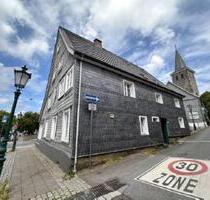 Stilvolle große 2.5 Altbau Wohnung im Herzen von Langerfeld - Wuppertal Gemarkung Langerfeld