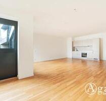 Geräumige 3 Zimmer Wohnung mit ca. 116m², 2 Bädern, EBK und Fußbodenheizung in Berlin-Mitte!