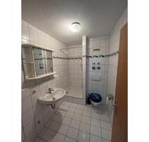 Einzimmerwohnung - 750,00 EUR Kaltmiete, ca.  36,00 m² in Lenningen (PLZ: 73252)