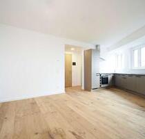 Urbanes Juwel in Ehrenfeld: Smarte 3-Zimmerwohnung mit Einbauküche & Sonnenterrasse - Köln