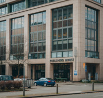 Das günstigste Angebot. Möblierte 3 Zimmer Wohnung, Ab sofort an - Düsseldorf Heerdt