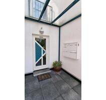 Zentrale Wohnung mit Küche und Terrasse in Gummersbach