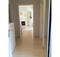Beste 2 Zimmer DG Wohnung in Eschersheim - Frankfurt am Main