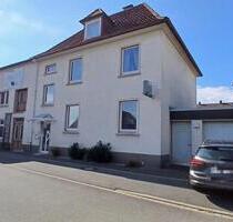 Zweifamilienhaus mit Gewerbeeinheit in 33729 Bielefeld