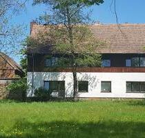 Doppelhaus, Nebengebäude, Grundstück - Wittichenau