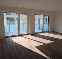 Nahe Innenstadt! Neubau 3-Zimmer Obergeschosswohnung mit Aufzug und Balkon! - Straubing