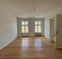 ++ Erstbezug nach Modernisierung ++ Großzügige 4-Zimmer-Wohnung im belebten Berlin-Wedding