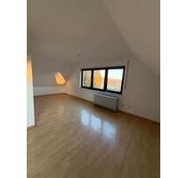 Wohnung im DG zu vermieten - 600,00 EUR Kaltmiete, ca.  50,00 m² in Wipperfürth (PLZ: 51688)