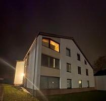 Zwei Zimmer, Küche, Bad, ca. 50 m², in Oberkirchen – verfügbar ab 01.02.26 - Obernkirchen