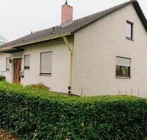 Freistehendes Einfamilienhaus mit viel Potenzial in Schweinfurt