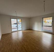 Moderne Erdgeschosswohnung mit Terrasse - Remseck am Neckar