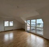 Moderne 2-Zimmer Wohnung mit Balkon, Einbauküche & Stellplatz - Walldürn