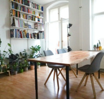 Helle, ruhige Altbau-Wohnung 56 qm 2 von 3 Zimmer - Berlin Neukölln