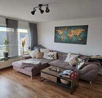 Schöne 2,5-Zi-DG Whg. mit TG-Stellpl. - Neukirchen-Vluyn