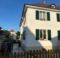 Lichtdurchflutete Doppelhaushälfte in Feuerbach zu vermieten - Stuttgart