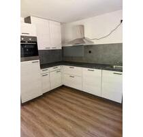 Attraktive 3 Zimmerwohnung (DG) in RotenburgF. OT Lispenhausen - Rotenburg an der Fulda