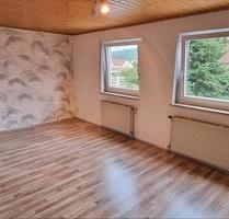 3 Zimmer-Wohnung + ausgebauter Dachboden (3 ZKB) in Eberstadt - Darmstadt