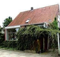 Einfamilienhaus mit Wintergarten und Gewerbehalle in bester Lage - Schenefeld