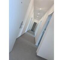 4 Zimmer Dachgeschosswohnung - 1.000,00 EUR Kaltmiete, ca.  108,65 m² in Magdeburg (PLZ: 39112) Leipziger Straße