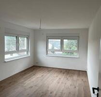 ERSTBEZUG 01.10.- Kernsanierte Wohnung mit Garten in Westerburg