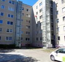 2 Zimmer Wohnung mit Aufzug und Balkon - Brandenburg an der Havel Görden