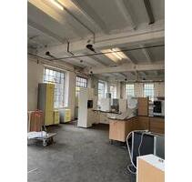 Attraktive 320m² Lagerhalle im Herzen von Haan – Jetzt zugreifen!