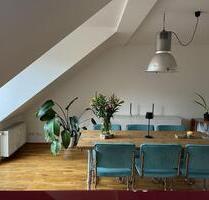 Helle Dachgeschoß-Maisonettewohnung am Abteiberg - Mönchengladbach