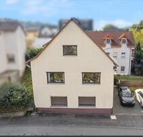 Charmantes Einfamilienhaus liebevoll teilsaniert. - Niedernhausen