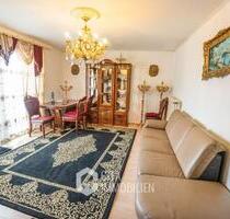 Bezugsfrei! Großzügige 2-Zimmer-Wohnung mit schöner Aussicht auf Maintal mit Außenstellplatz
