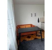 Ein Zimmer Apartment - 700,00 EUR Kaltmiete, in Puchheim (PLZ: 82178)