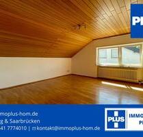 HOMBURG-ERBACH; GROSSZÜGIGE UND HELLE 2 ZKB WOHNUNG IN RUHIGER WOHNLAGE